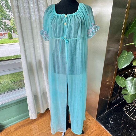 Vintage 60s dressing gown, teal blue, empire waist, embroidered puff sleeves - Picture 1 of 8